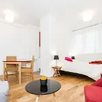 Flat In Paris