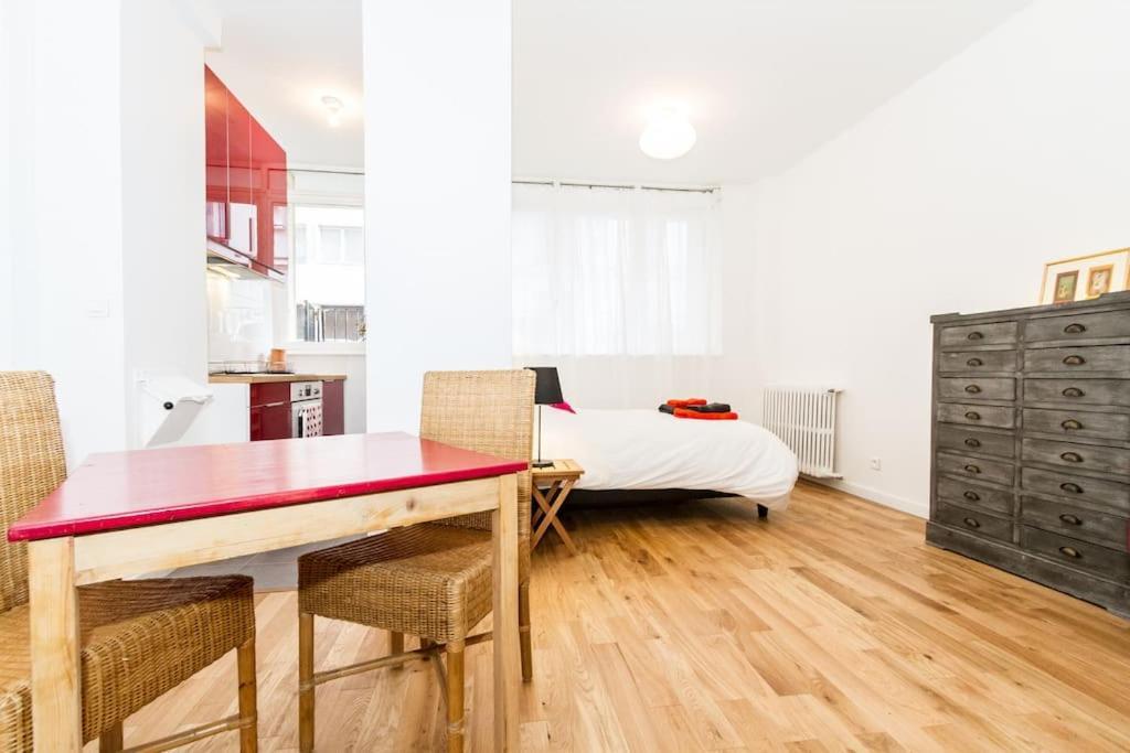 Flat In Parigi